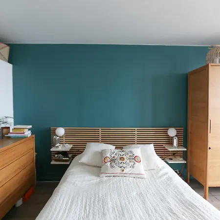 Nice Design Apt With Balcony And View On *
