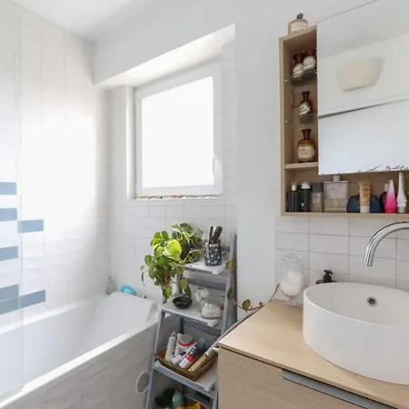 Διαμέρισμα Nice Design Apt With Balcony And View On Παρίσι